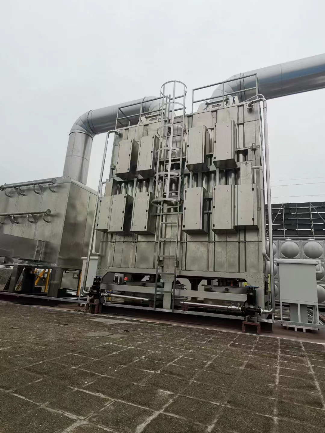 2w風(fēng)量射流塔+濕電.jpg 2w風(fēng)量射流塔+濕電.jpg